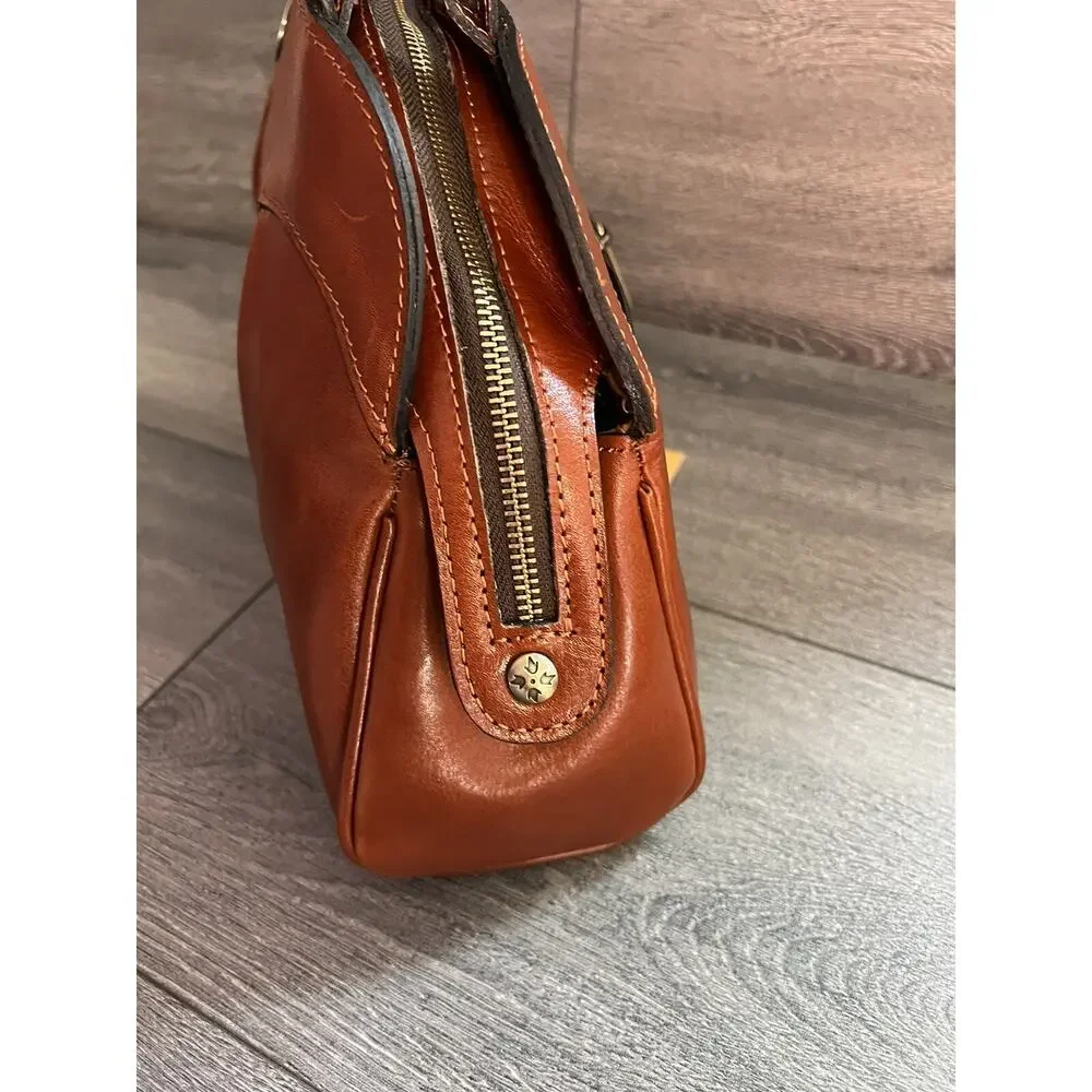 Patricia Nash Macellara Oval Satchel shoulder bag tan Heritage A399509